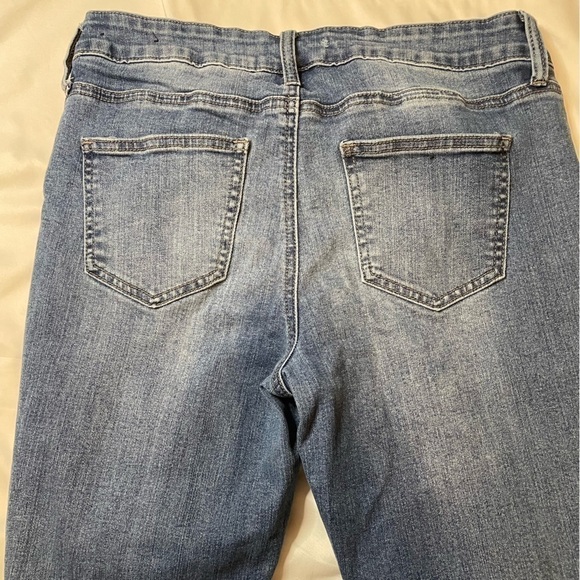 Hydraulic “nolita” curvy size 10 mid rise distressed skinny jeans - Picture 6 of 6